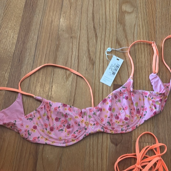 Frankie‘s underwire balconette cola top in Queens bath, medium ￼NWT - Picture 2 of 3